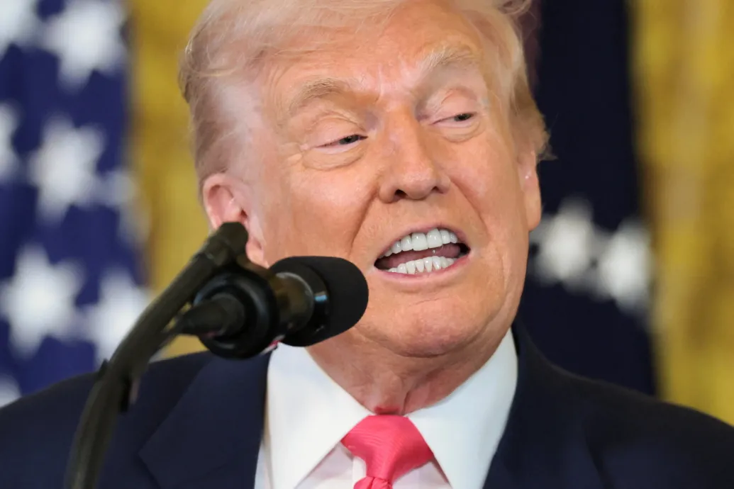 Hivatalosan elnézést kért a BBC Trumptól, de az egymilliárd dolláros kártérítési igényét elutasítja