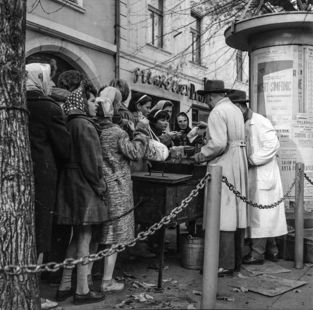 Gesztenyesütő – Fotó: Palocsay Zsigmond / Azopan Fotóarchívum