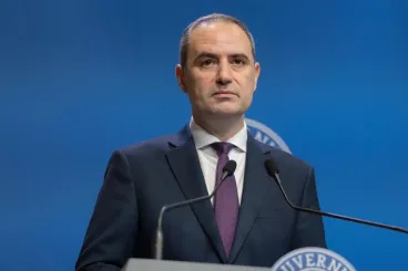 Mostantól bárki licitálhat a román adóhatóság által lefoglalt javakra egy új online platformon