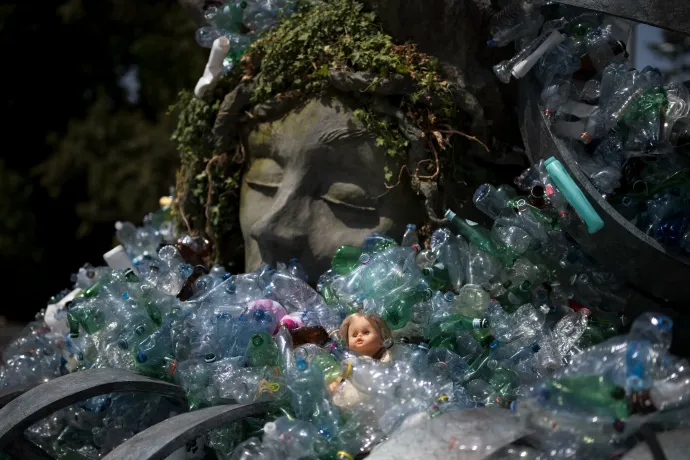 Figyelmeztettek a tudósok a vegyi anyagok összeadódó hatásairól: még a határérték alatti mennyiségek is veszélyesek lehetnek