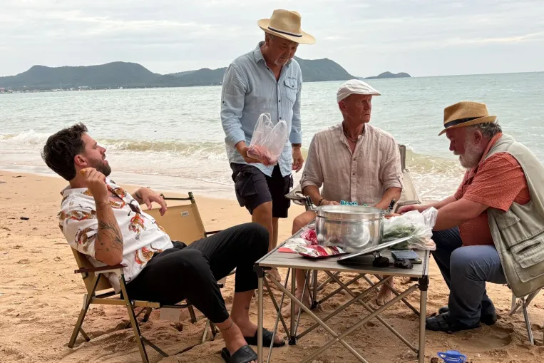 Jobb később, mint soha: magyar színészlegendák kalandjai Ázsiában (x)