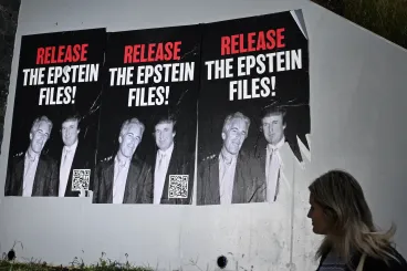 „Tudom, mennyire sáros” – Epstein nyilvánosságra került emailjei kísértik Trumpot