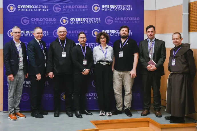 „Ezt a csendet meg kell törni” – Az egyházon belüli gyerekbántalmazásokról tartott konferenciát a Gyerekasztal Munkacsoport