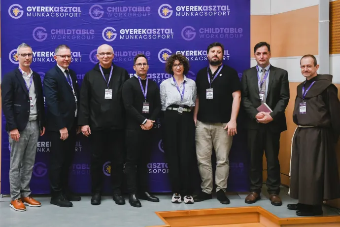 „Ezt a csendet meg kell törni” – Az egyházon belüli gyerekbántalmazásokról tartott konferenciát a Gyerekasztal Munkacsoport