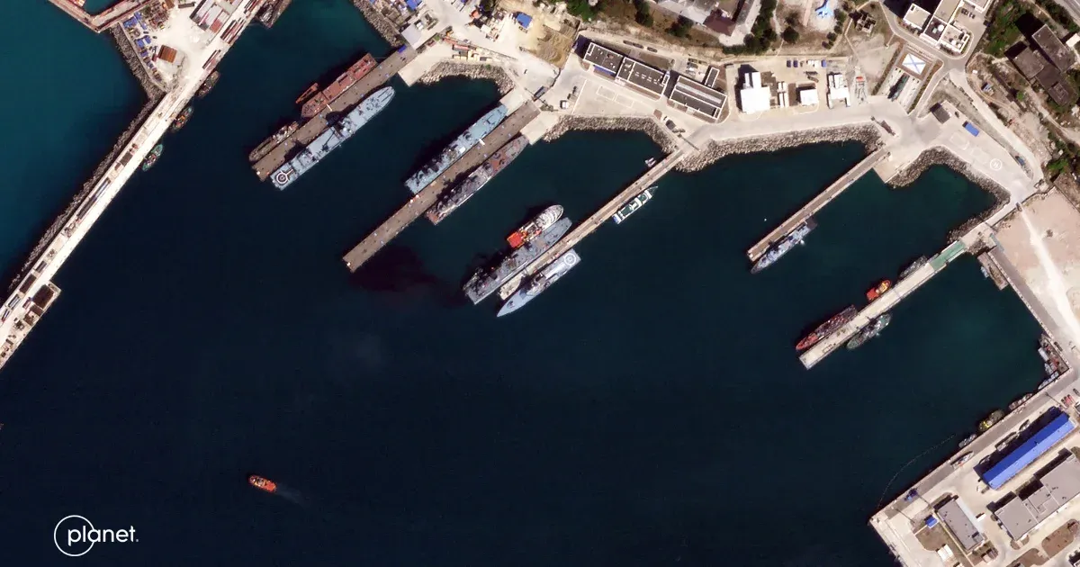 Ukrán rakéta- és dróntámadás érte Novoroszijszket, meg is ugrott az olaj ára