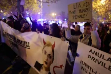 Lia Savonea ellen tüntettek Bukarestben, a régi botrányok és új feszültségek tolták utcára a civileket