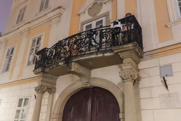 Reagált a győri rendőrség Magyar Péter gyűlésének bekamerázására