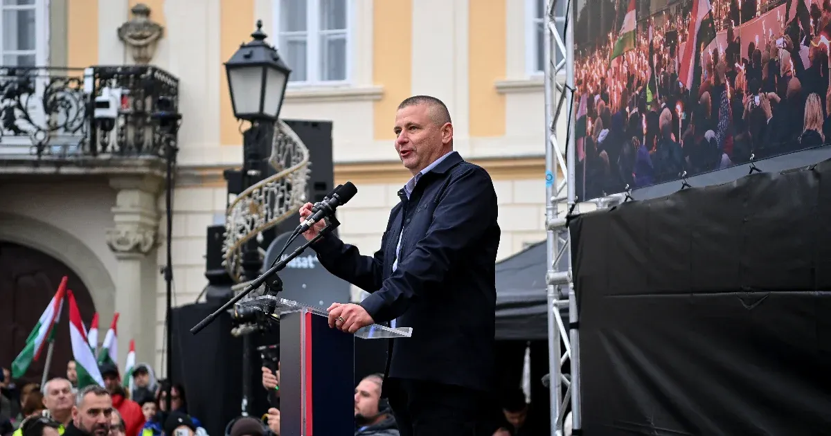 Ruszin-Szendi Romulusz szerint ma nincs értelme háborúellenes gyűlésnek Magyarországon