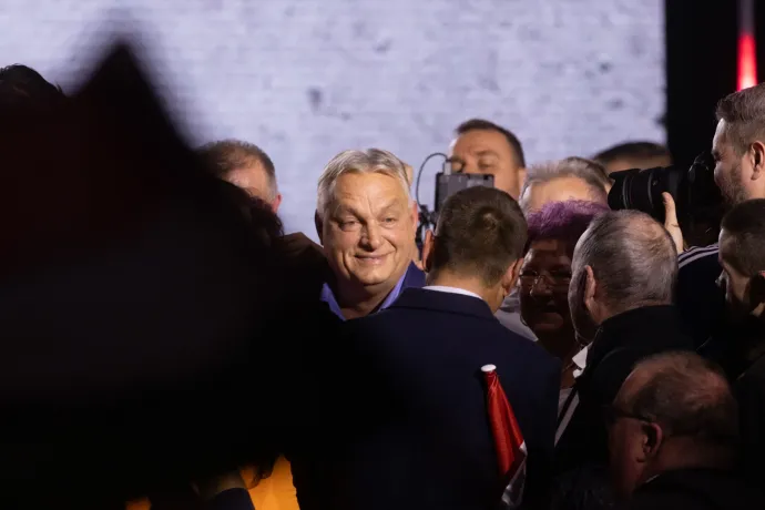 Elkezdték puhítani Orbán Viktor karakterét, hogy ne lehessen ellene mozgósítani