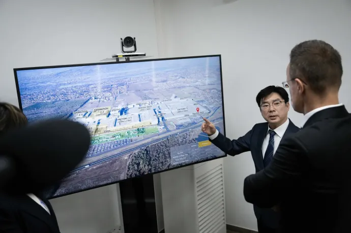 955 milliárd forintból bővíti a Samsung a gödi akkugyárát, a magyar állam 133 milliárdot ad bele