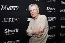 Könyvjelző: Stephen King mézeskalács házikóba harapott