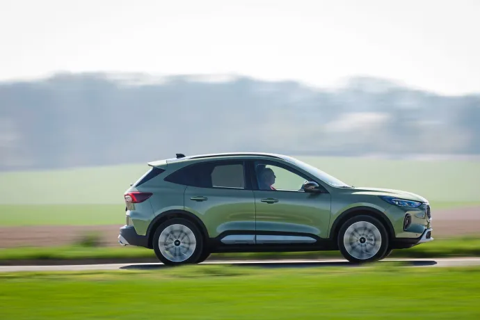 Ford Kuga – Fotó: Rossen Gargolov / autóMAGAZIN