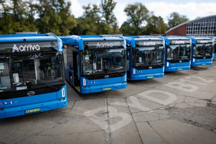 Nem a magyar gyárban készülnek a budapesti BYD buszok, és nem lehet őket Kínából leállítani