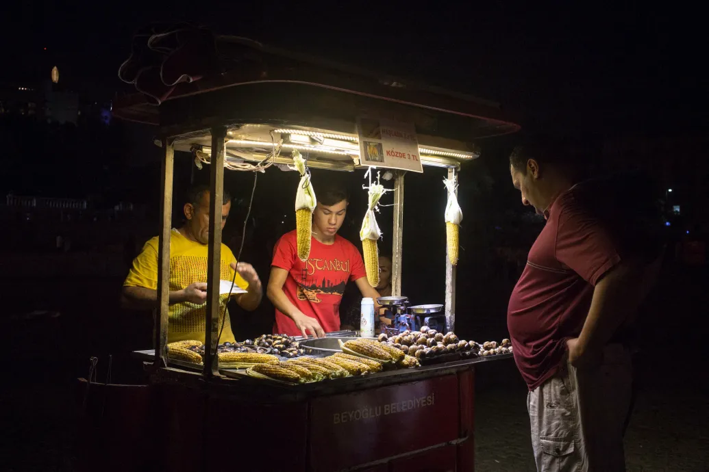 Tizenegy embert vettek őrizetbe Törökországban a négytagú család halálát okozó mérgezés ügyében