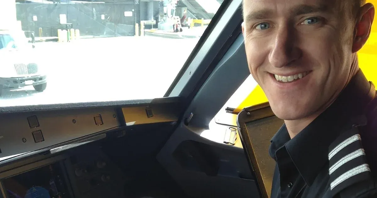 Feltételes szabadlábra bocsátják a pilótát, aki repülés közben akarta lekapcsolni az utasszállító hajtóműveit