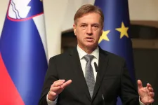 Egy új szlovén törvény a teljes roma kisebbséget biztonsági fenyegetésként kezeli kritikusai szerint