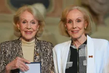 89 éves korukban, együtt haltak meg a Kessler ikrek