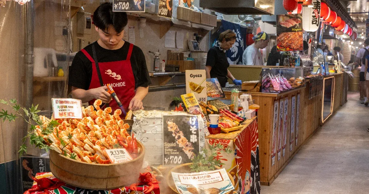 Kína betiltja a japán halak importját, félmillió kínai mondta le japán útját