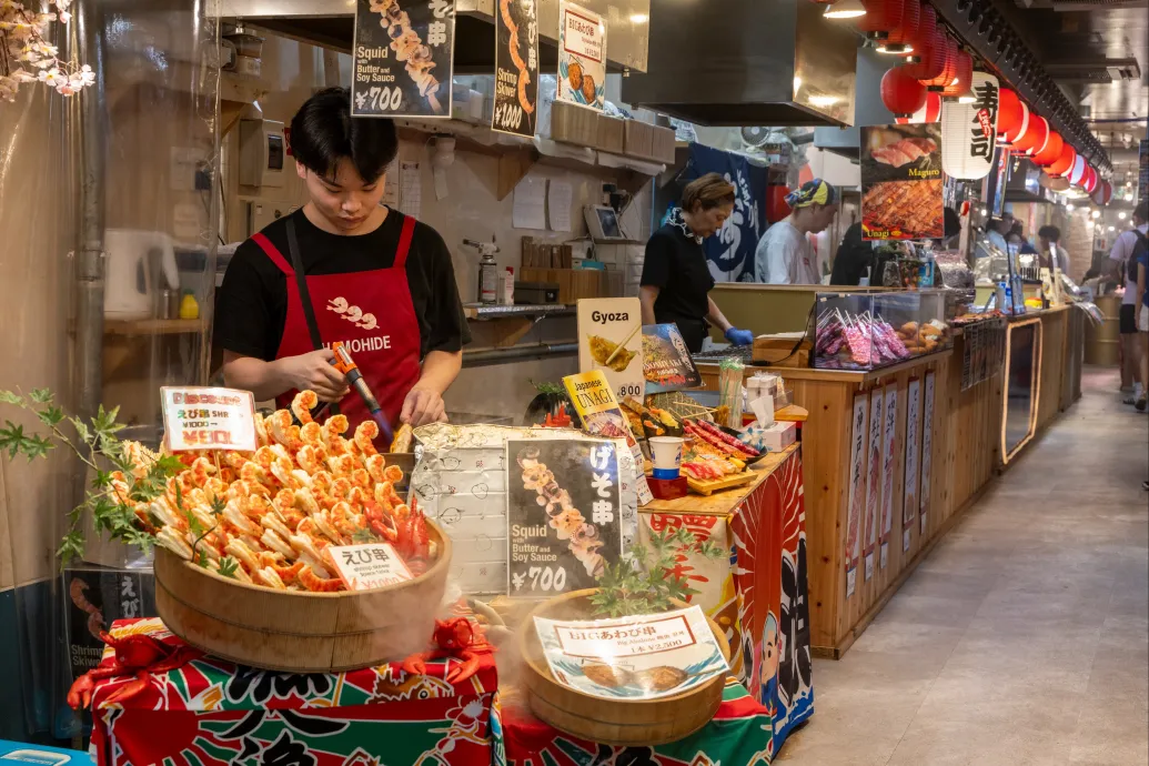 Kína betiltja a japán halak importját, félmillió kínai mondta le japán útját