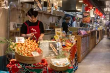 Kína betiltja a japán halak importját, félmillió kínai mondta le japán útját