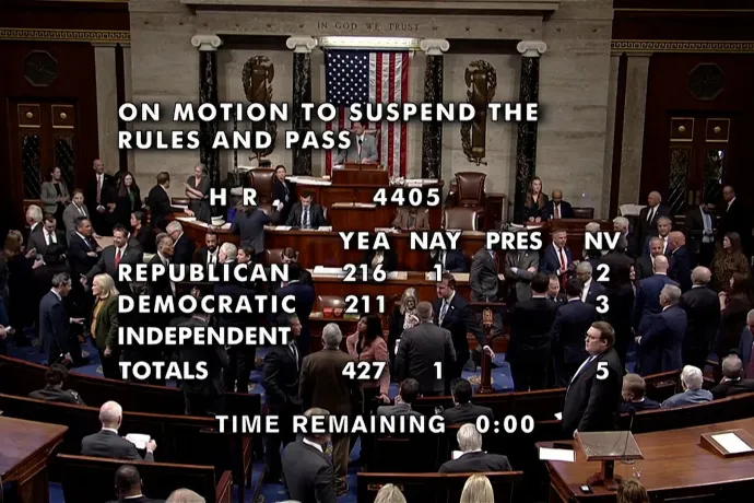 A szavazás eredménye a közvetítés képkockáján – Fotó: House Tv / Reuters