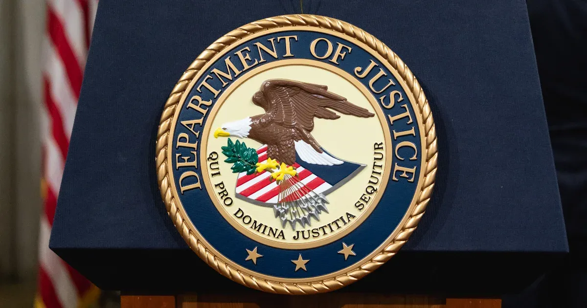 Bűnösnek vallotta magát egy neonáci, aki mérgezett cukorkákkal akart zsidó gyerekeket megöletni