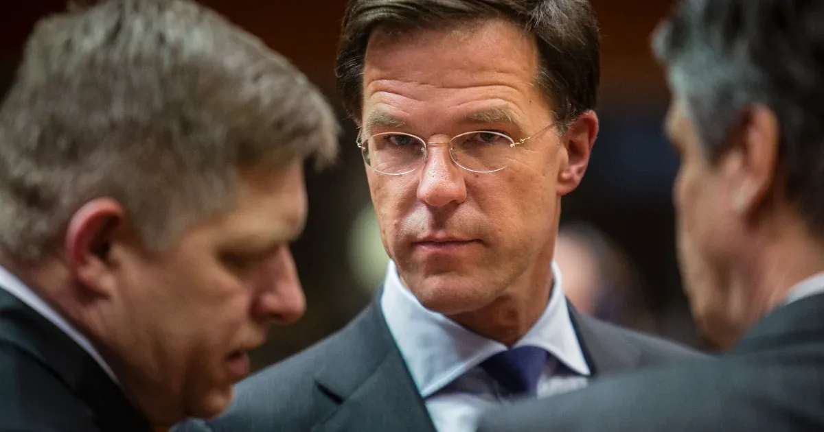 Robert Fico a NATO segítségét kérte a szlovák légvédelem megerősítésére