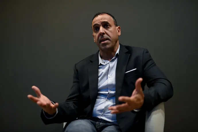 Remélem, soha nem látom a fogvatartóimat, talán meg is ölném őket