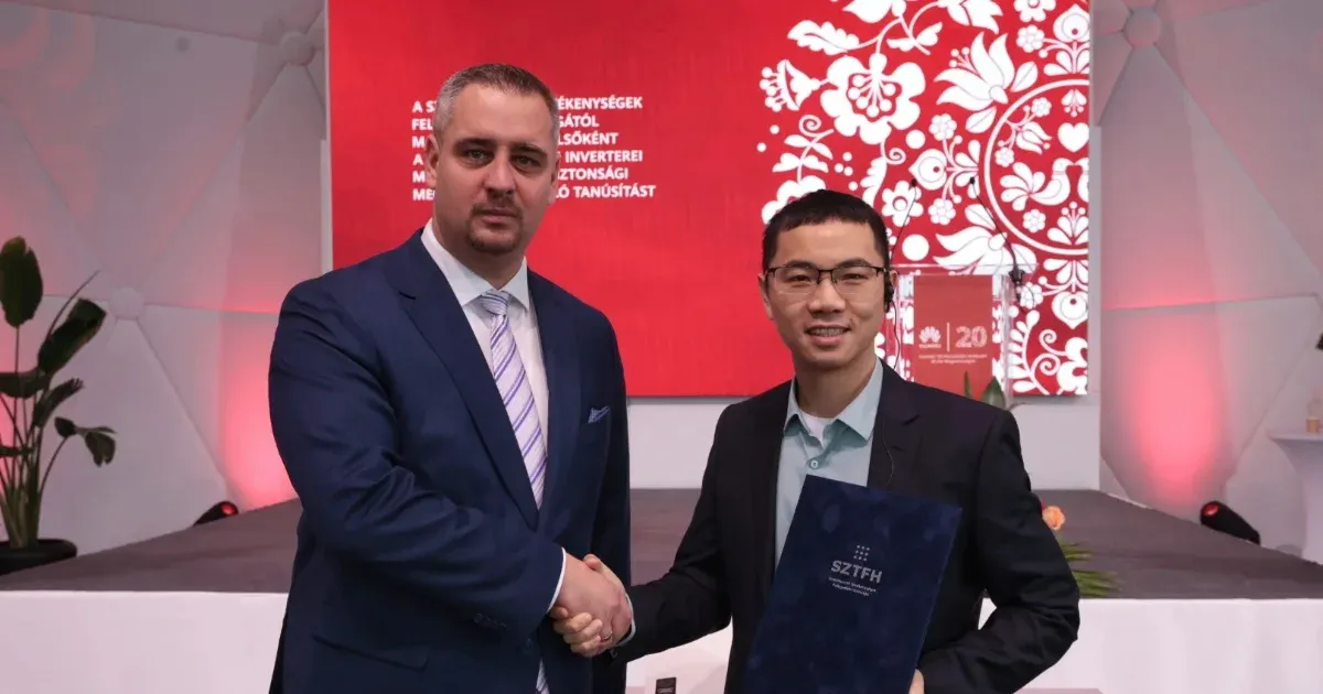 Az Amerikában biztonsági kockázatként kezelt Huawei kapta az első magyar kiberbiztonsági tanúsítványt