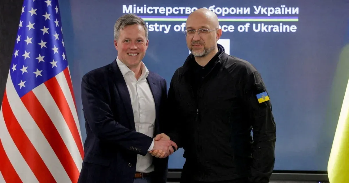 Kijevbe érkezett az amerikai delegáció, hogy a háború lezárásáról tárgyaljanak Zelenszkijjel