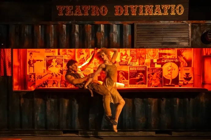 Felejts el mindent, amit a színházról gondoltál, és nézd meg ezt az előadást!