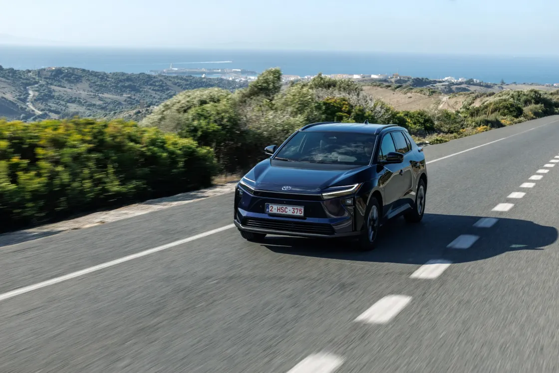 Elhiszed a Toyotának, hogy ez az autó egymillió kilométer után is használható lesz