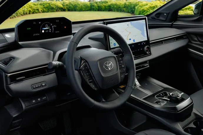 Izgalmas belső kialakítás – Forrás: Toyota