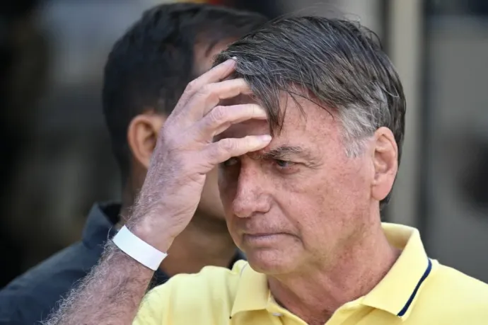 Letartóztatták Jair Bolsonaro volt brazil elnököt