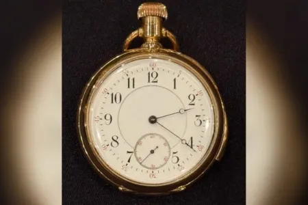 Rekordáron kelt el a Titanic egyik áldozatának arany zsebórája egy aukción