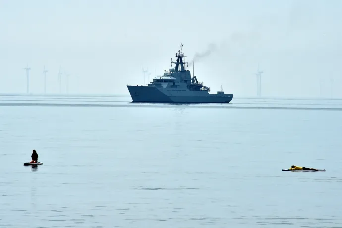 Újabb orosz hadihajók közelítették meg Nagy-Britanniát