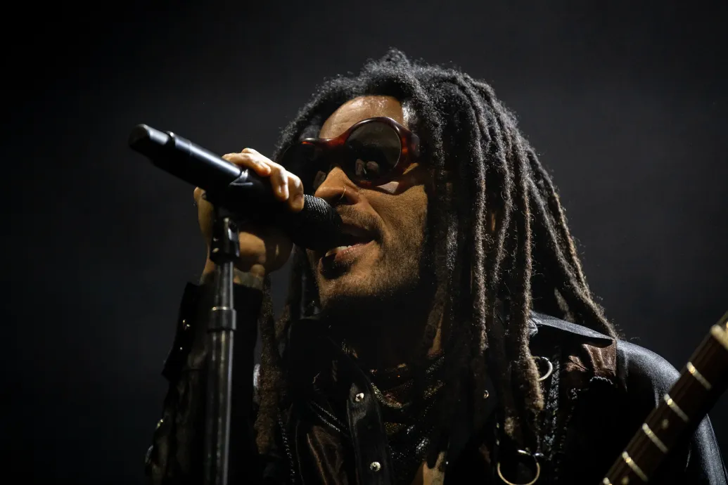 Négy tincset kitépett Lenny Kravitz hajából egy rajongó
