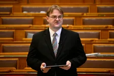 Az igazságügyi államtitkár azt ígéri: áprilisig már nem írják át a választási szabályokat