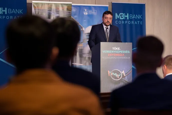 Hiába dübörög a lakáspiac, a kormánymédia nem lát fantáziát az ingatlanhirdetésekben