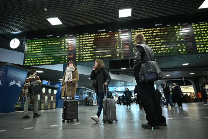 Kínlódik Belgium közlekedése a szakszervezetek általános sztrájkjai miatt