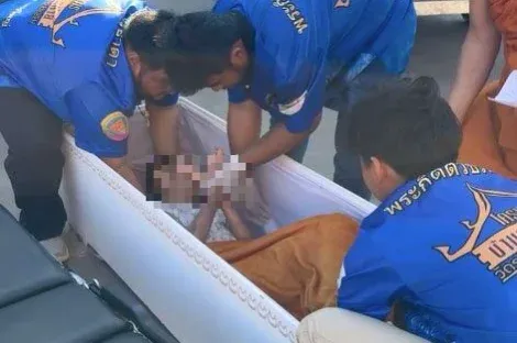 Hamvasztani vitték, de kopogott a koporsóból a thaiföldi nő