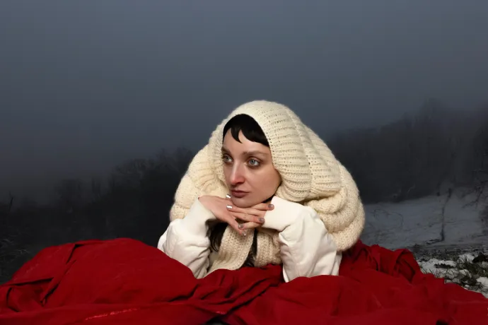 Furcsa, ha a Szigeten éneklem az ősi székely himnuszt úgy, hogy látszik a köldökpiercingem?