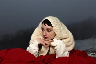 Furcsa, ha a Szigeten éneklem az ősi székely himnuszt úgy, hogy látszik a köldökpiercingem?