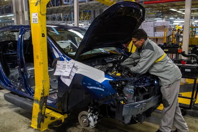 A Dacia példája nekünk is megmutatja, hogy miért ne az alacsony bérekkel versenyezzünk