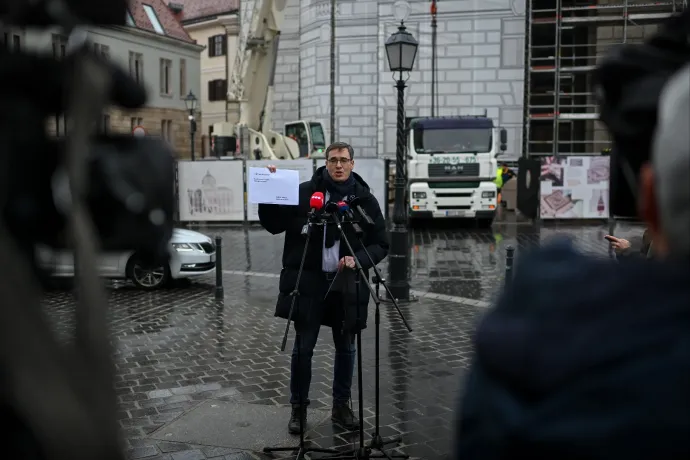 Karácsony személyesen vitt levelet a Karmelitába, a főváros pénzügyeinek rendezését kéri a kormánytól