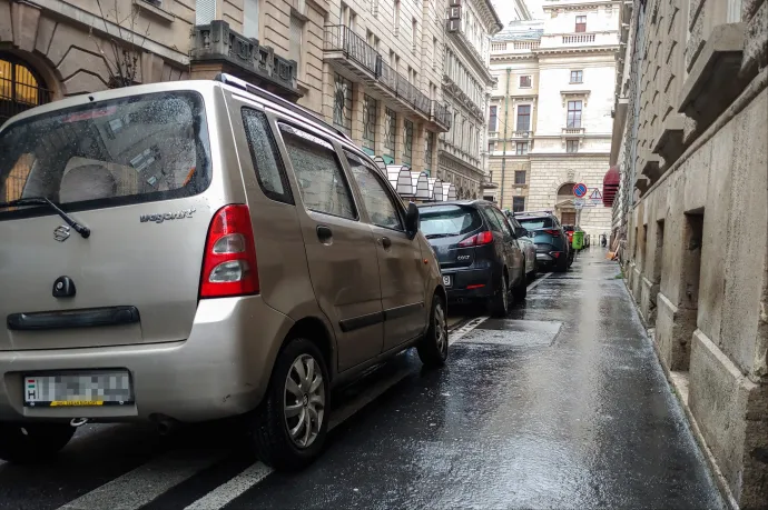 Nem a fizetés az egyetlen lehetősége az autósnak, aki 65 ezer forintos parkolási bírságot kap