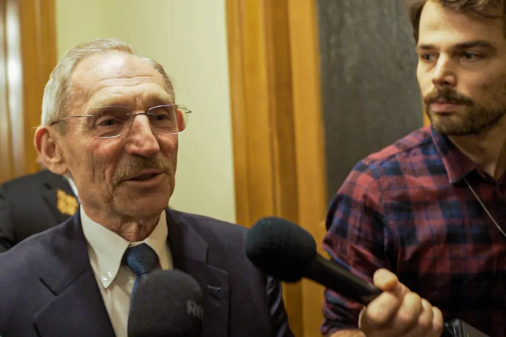 Pintér Sándor lemond, ha egy általa kinevezett rendőri vezető hibázott a Szőlő utcai ügyben