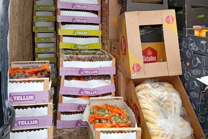 Külföldi áruszállítói hálózatra csapott le a NAV a Nagybani Piac közelében Budapesten