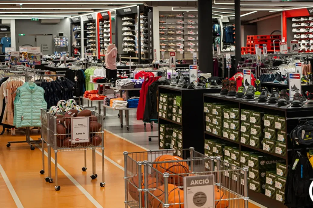 A Hervis eladja magyarországi és romániai leányvállalatait