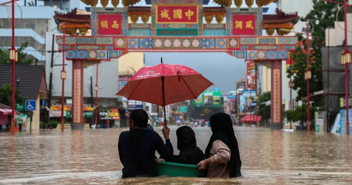 Háromszáz éve nem volt ekkora esőzés, mint ami most sújtja Thaiföldet